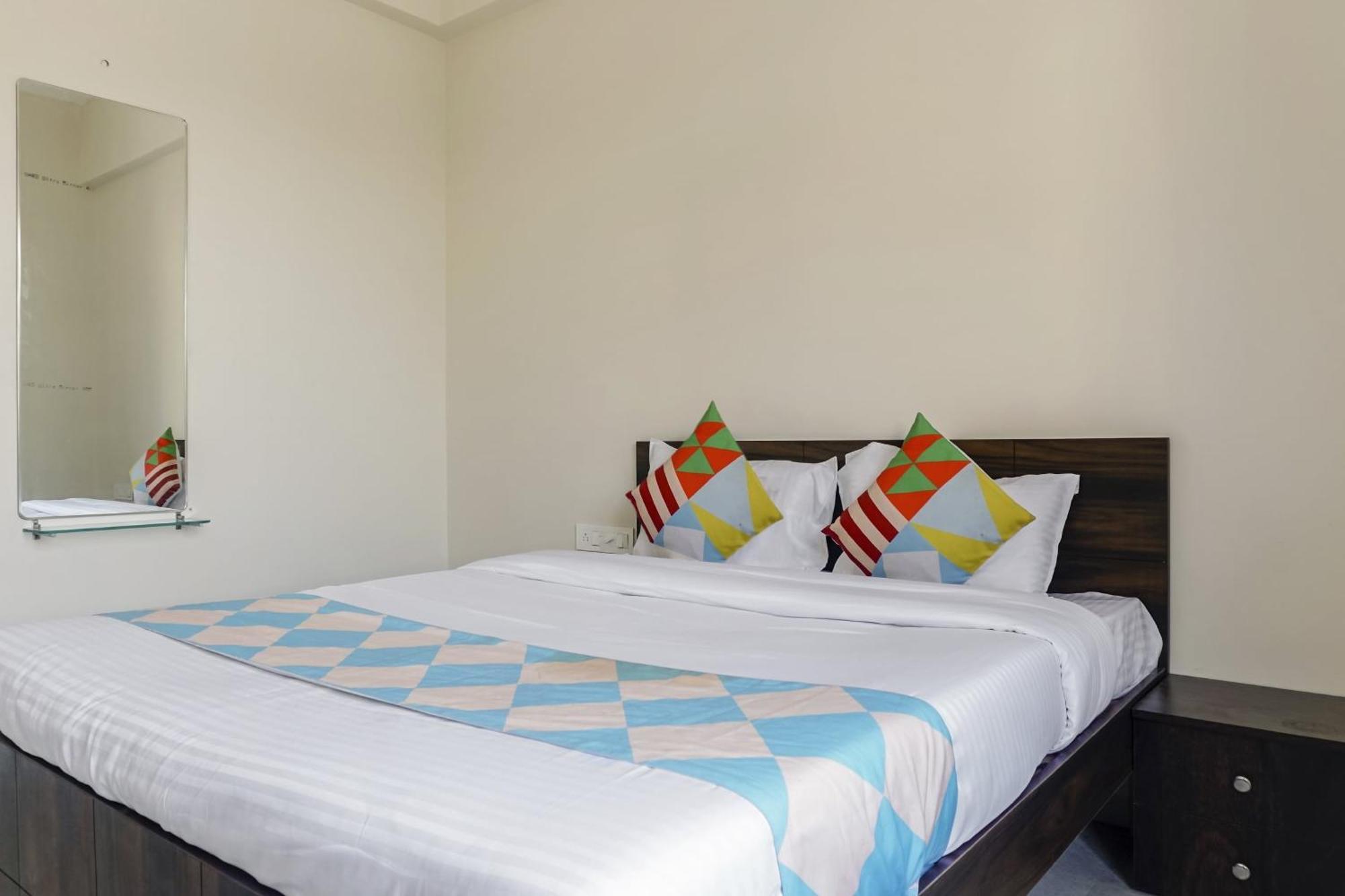 Chinchvad Hotel O Home Elegant Prime Ville מראה חיצוני תמונה