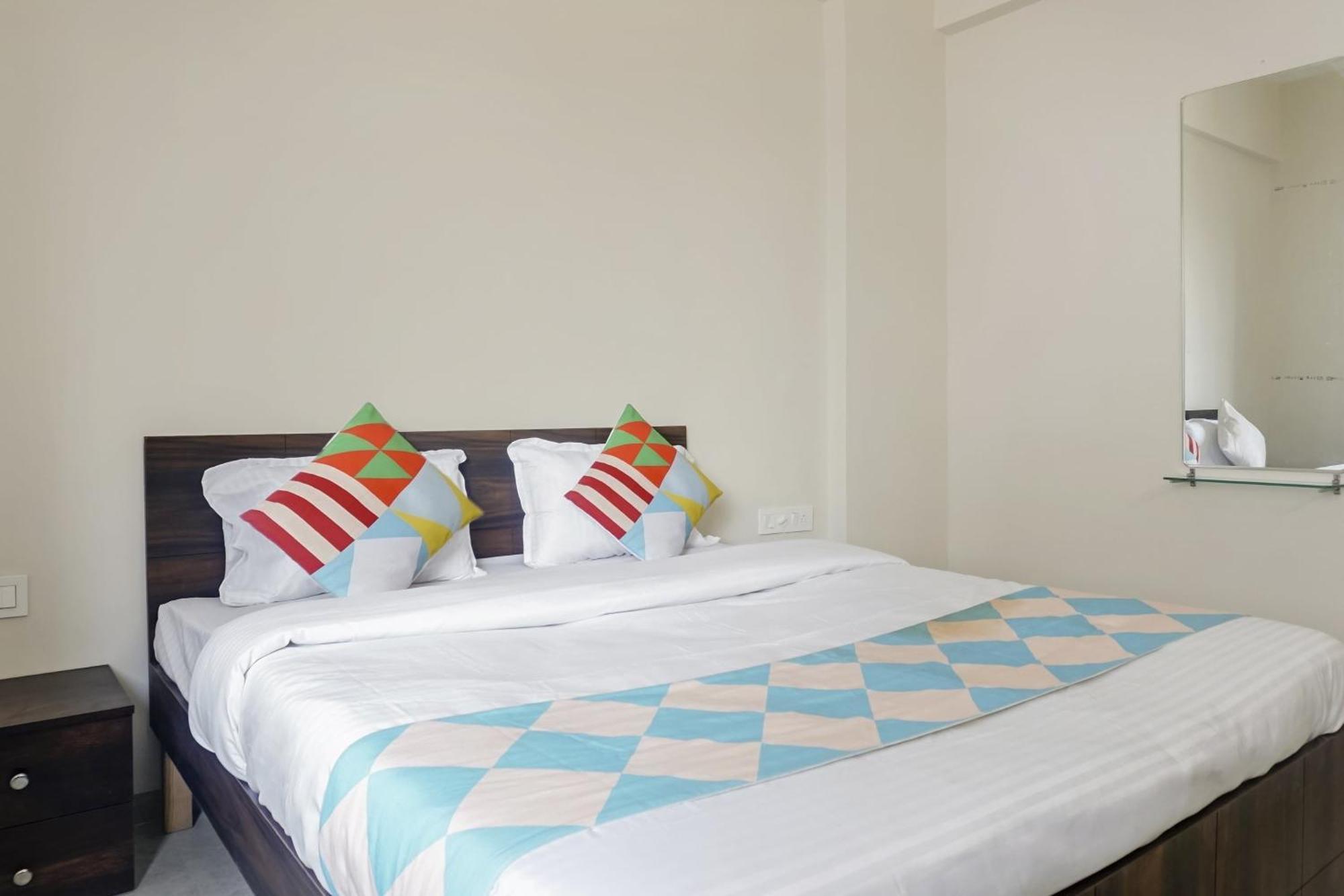 Chinchvad Hotel O Home Elegant Prime Ville מראה חיצוני תמונה