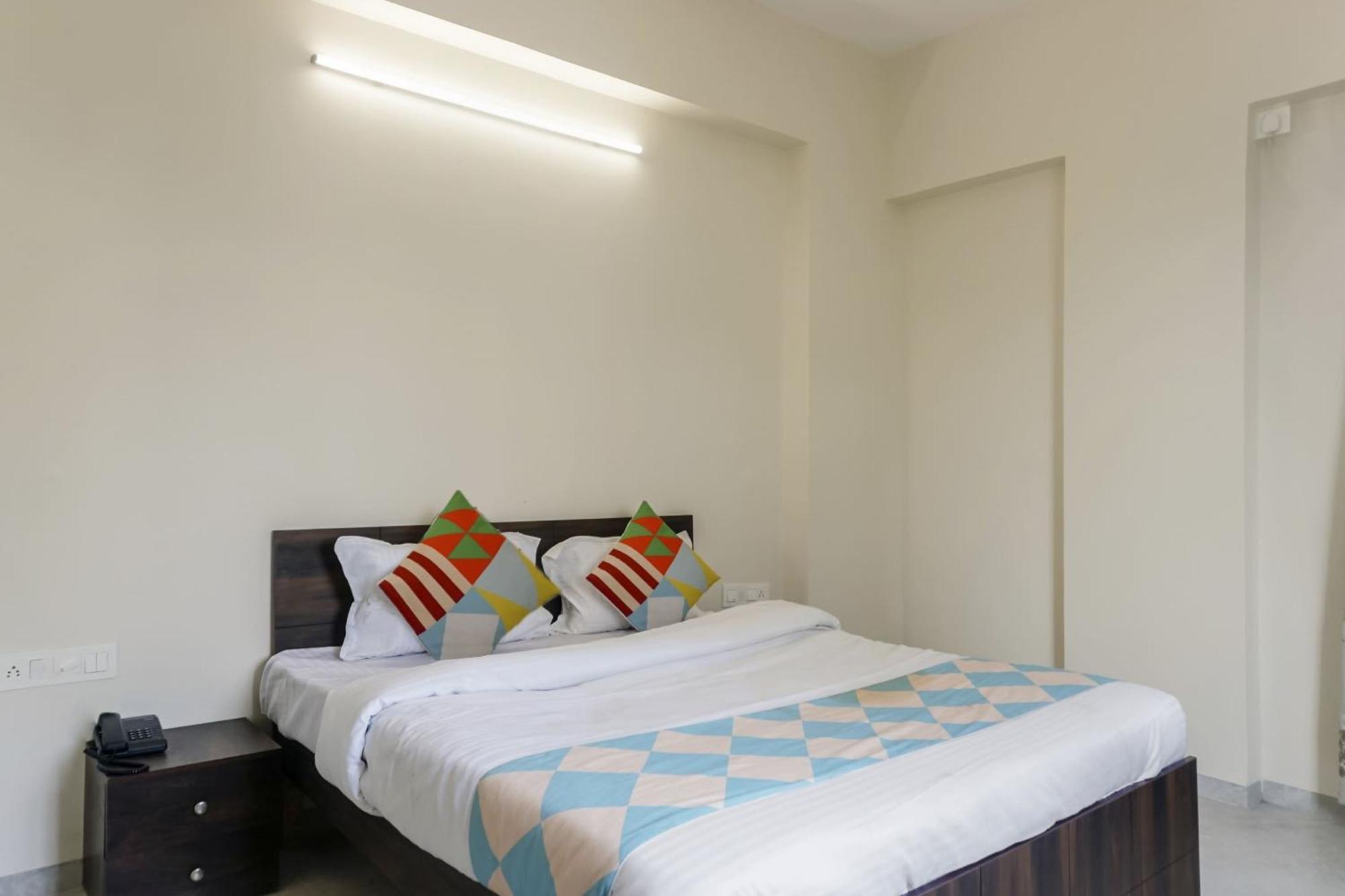Chinchvad Hotel O Home Elegant Prime Ville מראה חיצוני תמונה