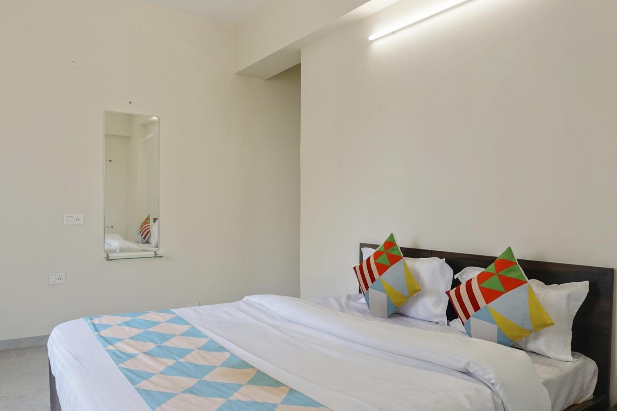 Chinchvad Hotel O Home Elegant Prime Ville מראה חיצוני תמונה
