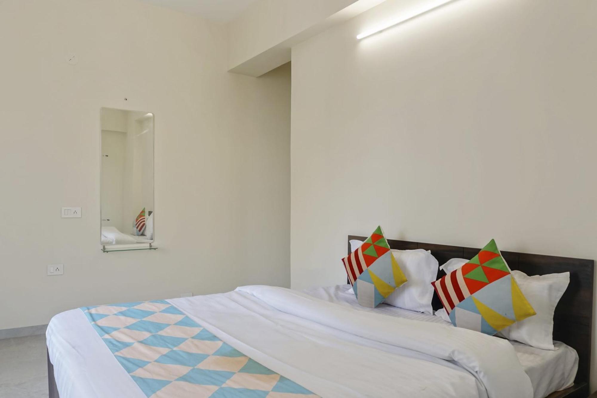 Chinchvad Hotel O Home Elegant Prime Ville מראה חיצוני תמונה